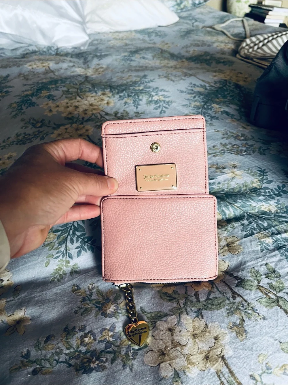 Juicy Couture Blush Pink Pebbled Leather Card Case with Gold Plate